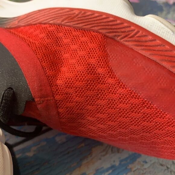 Under Armor Men’s Alethic Sneakers